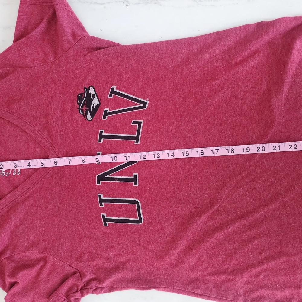 Red Fitted Short Sleeve T-Shirt - Picture 3 of 10